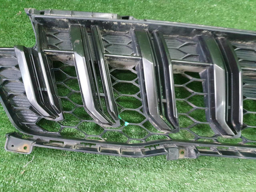 Решетка радиатора Kia Carnival 4 (2020-н.в.)