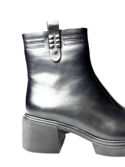 Ботинки женские