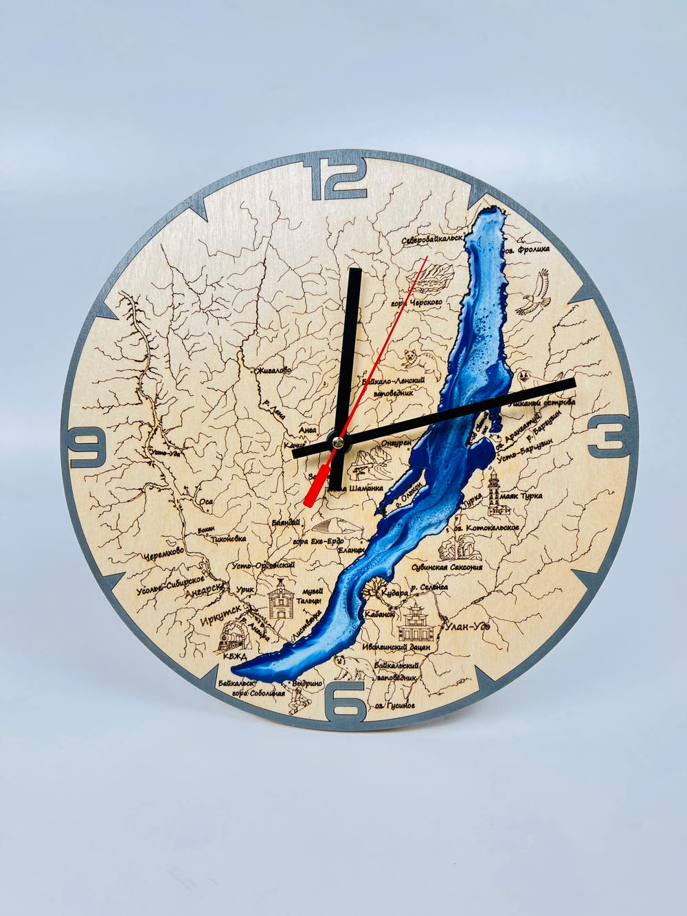 Настенные часы Байкал с эпоксидной смолой