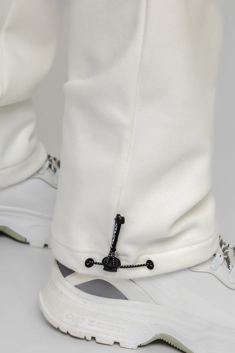 Брюки спортивные с утяжкой внизу, женские, цвет "Молочные берега"