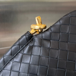 Bottega Veneta Small Solstice 30 cm