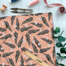 Ткань поплин серый лотос и орхидеи на коралловом фоне