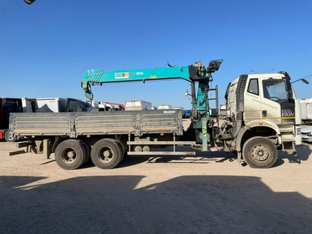 FAW J6 6x4 Бортовой с КМУ 78F302 (Дизельный, 11,1 л, 390 л.с., МТ)