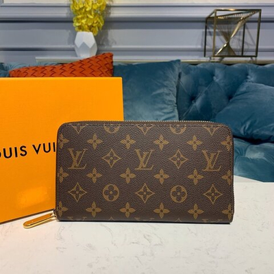Louis Vuitton Zippy Organizer