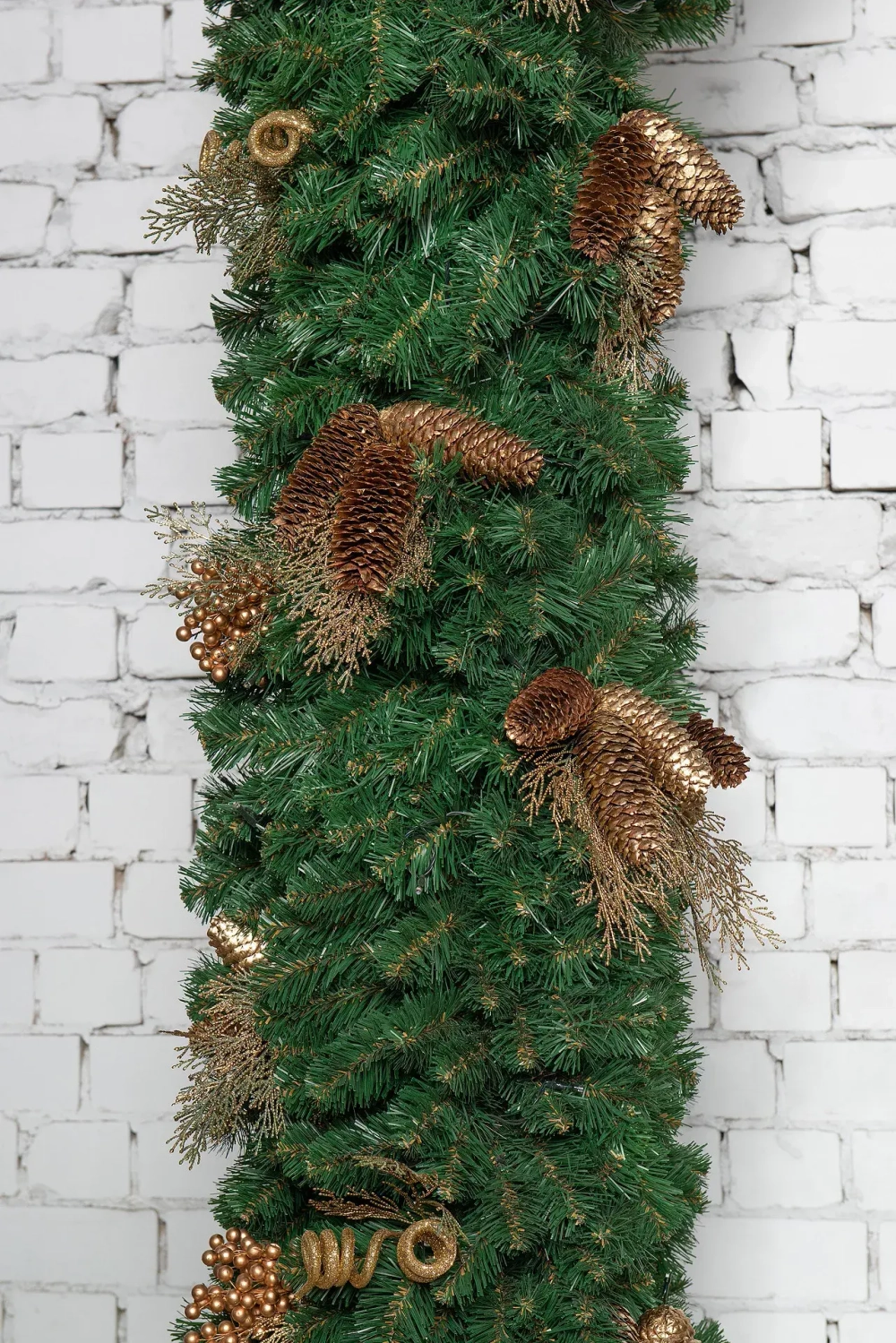 Хвойная арка Санкт-Петербург 240*160 см. с золотым декором, Литая+ПВХ, ЕлкиТорг (28005)