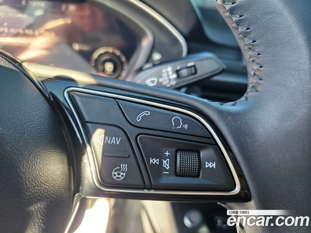 Audi A4 (B9) 40 TFSI Premium (12.2019)