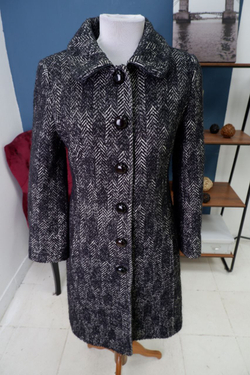 Пальто теплое 44 размер