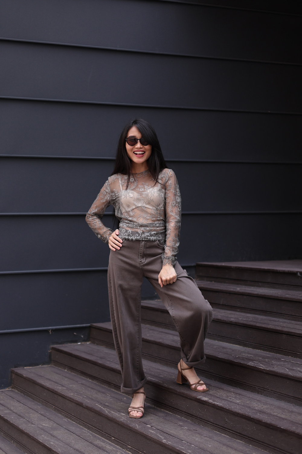 лонгслив из кружева