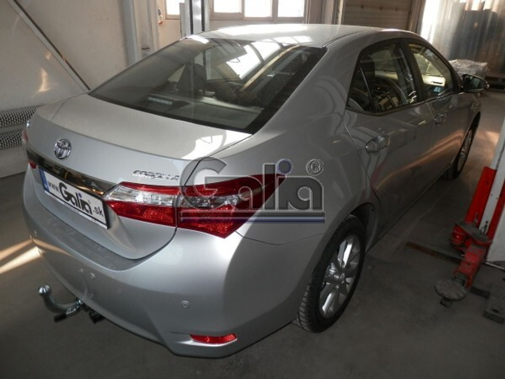 Фаркоп оцинкованный Galia T064A для Toyota Corolla седан 2013-2019(паспорт и сертификат в комплекте)(без электрики)
