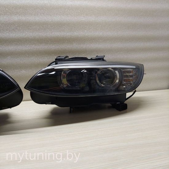 Передние фары ANGEL EYES LED BLACK HID для BMW 3 E92 E93