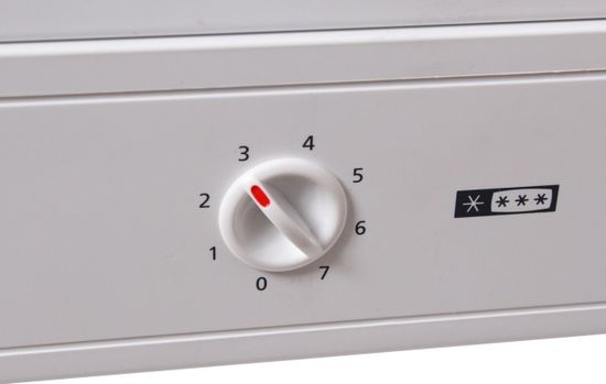 Встраиваемый морозильник Leran BIF 102D