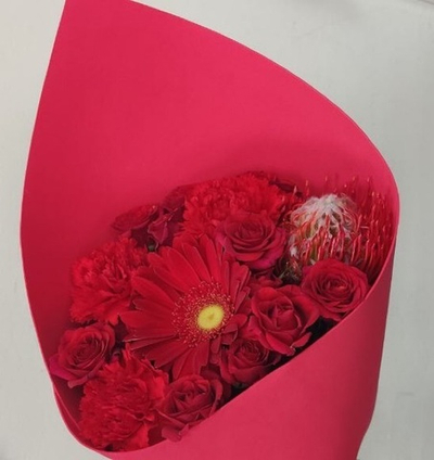 Букет «Любимый красный»