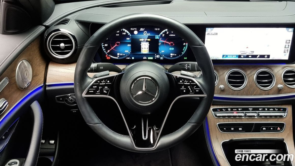 Mercedes-Benz E-Class W213 E300e 4MATIC Exclusive (07.2021)