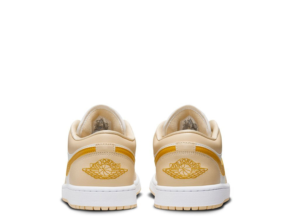 Баскетбольные кроссовки  Air Jordan 1 Low Bezowe
