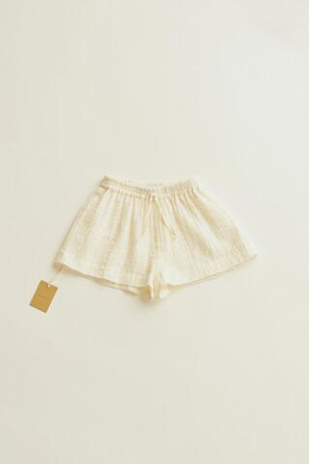 ZARA ШОРТЫ ИЗ РЕЛЬЕФНОЙ ТКАНИ — TIMELESZ, ЭКРЮ