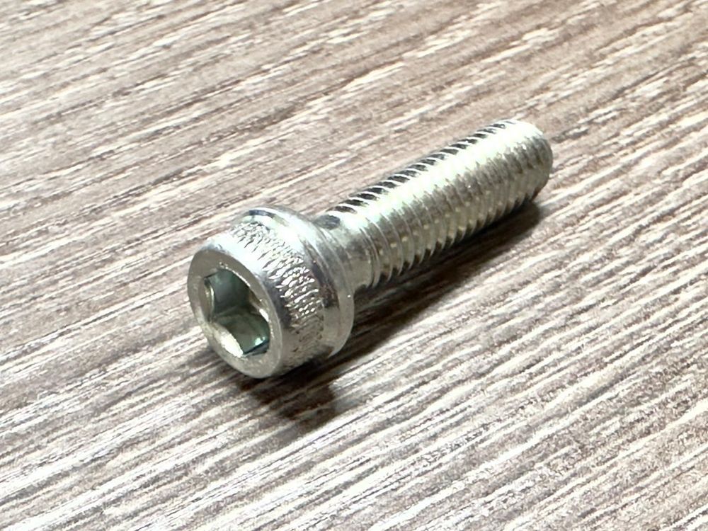 Ducati Болт М6х22 77156688B