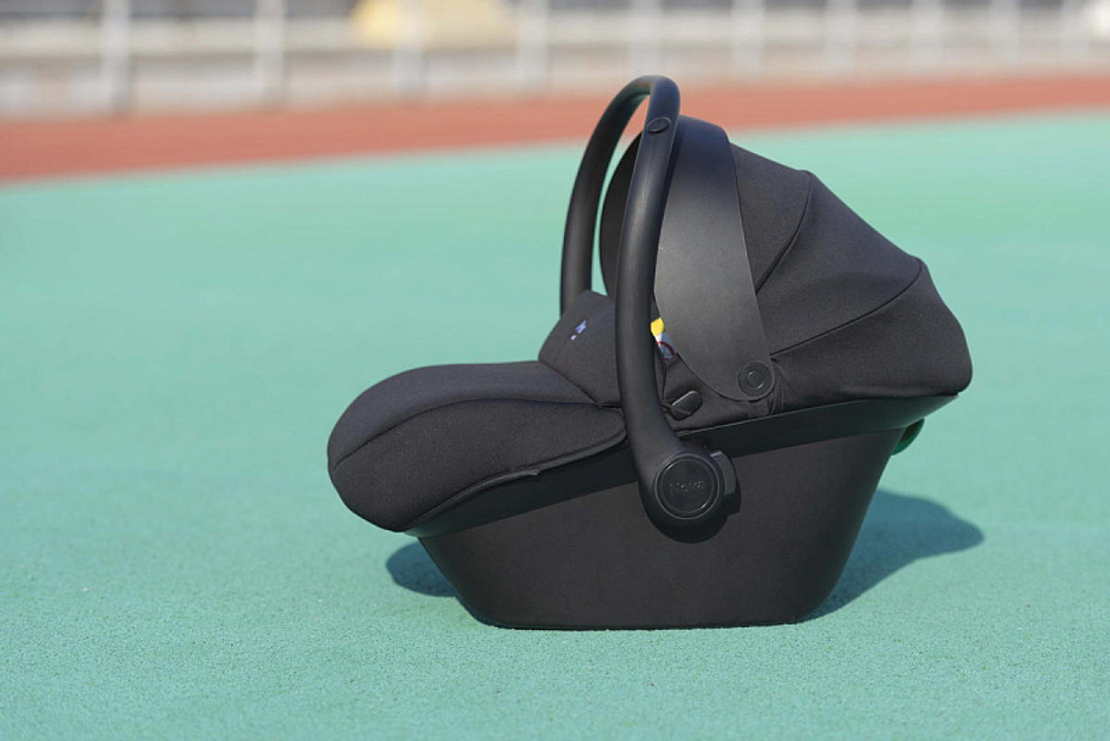 Коляска Carrello Vector CRL-6550 Nova DK791 Black Line 3 в 1 Cupcake Beige