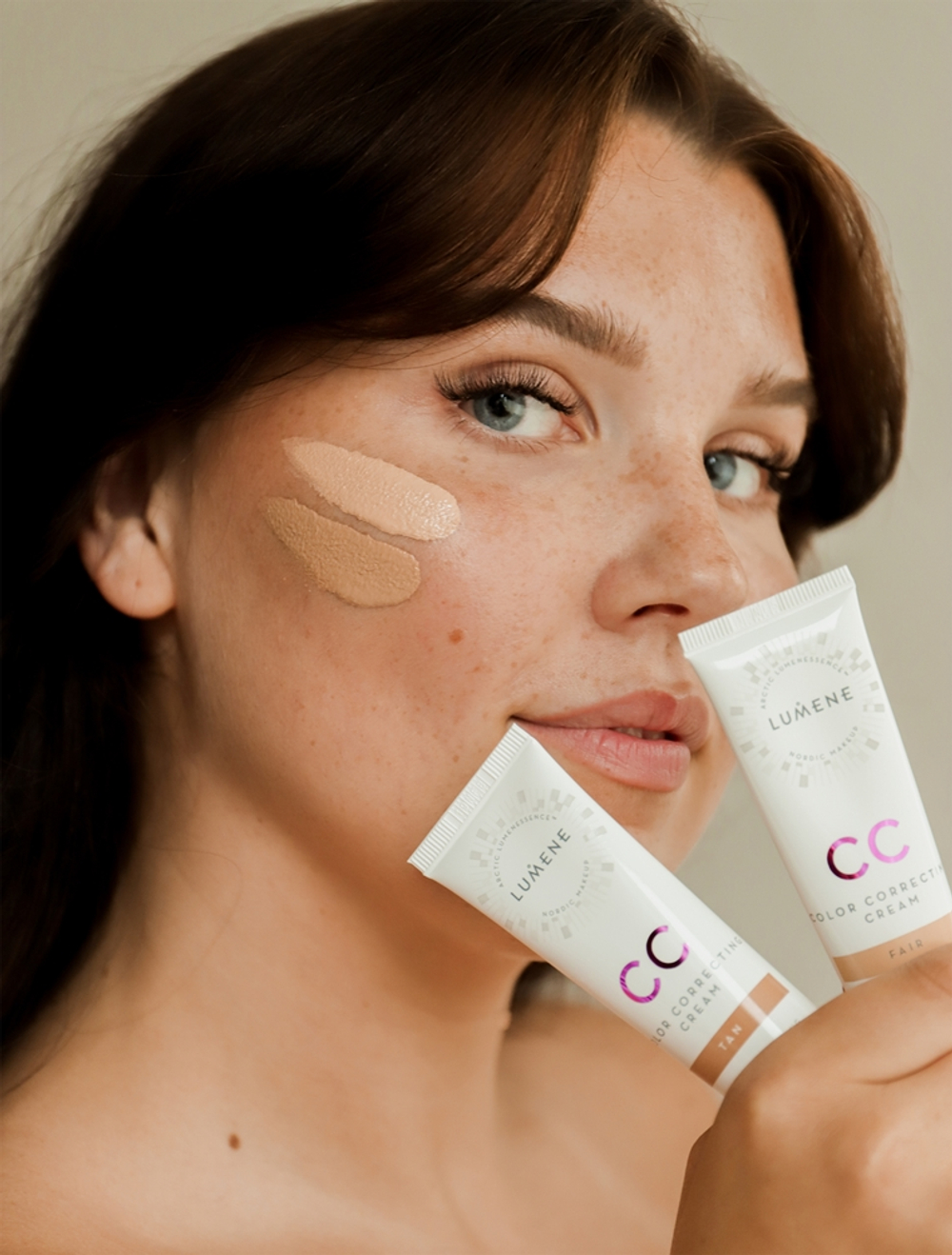 Lumene CC Color Correcting Cream - Корректирующий тональный крем оттенок 2 Medium (Cool), 30 ml