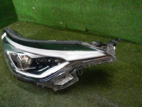 Фара правая Toyota C-HR (2019-2023) LED