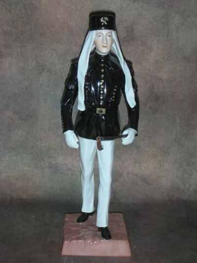 Статуэтка. Фарфор. Солдат Шахтер. Carl Thieme. Германия