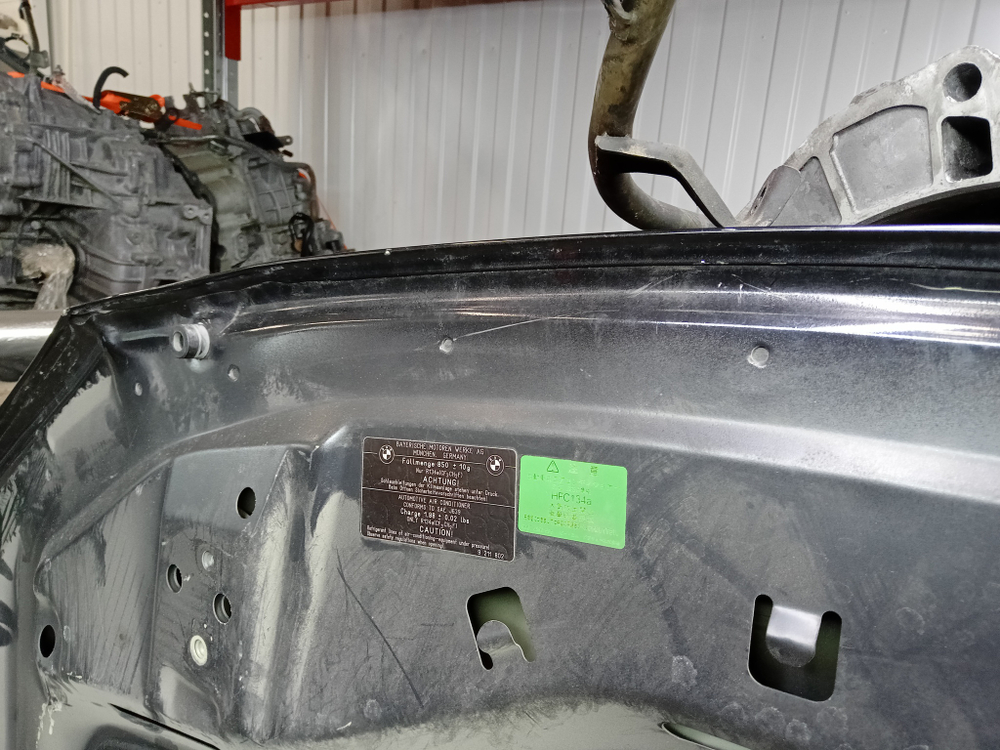 Капот на BMW 7 F01 F02 F03
