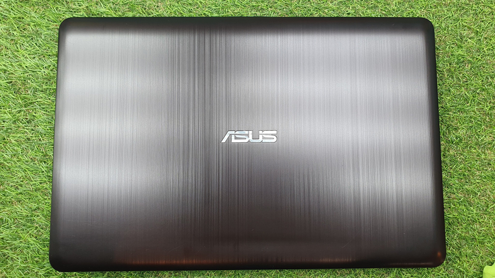 Ноутбук ASUS 4 ядра/FHD X540MA-DM009