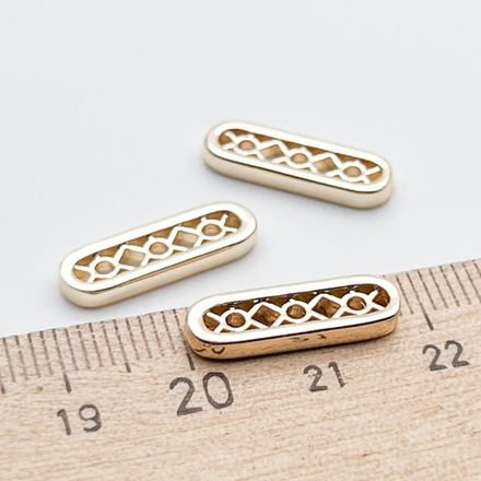 Коннектор-разделитель на 3 нити, цвет золото, размер 18*6 мм, цена за 1 шт