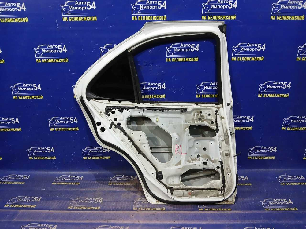 Дверь задняя левая NISSAN SUNNY 2000