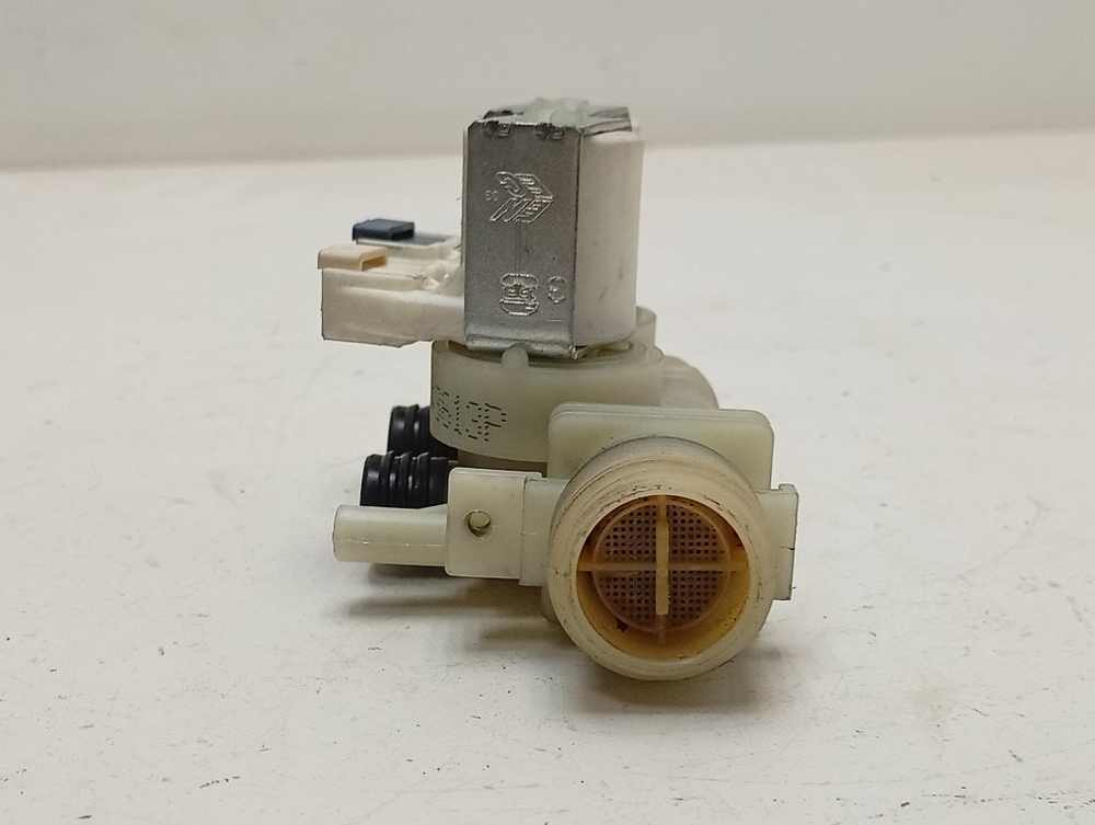 ARSL105 кт56 Клапан подачи воды для стиральной машины Hotpoint - Ariston б/у