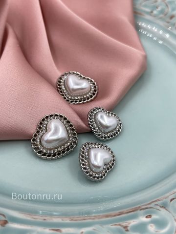 Пуговицы в форме сердца с жемчугом и стразами