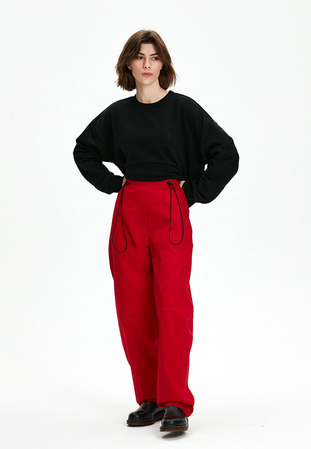 Объемные брюки-карго