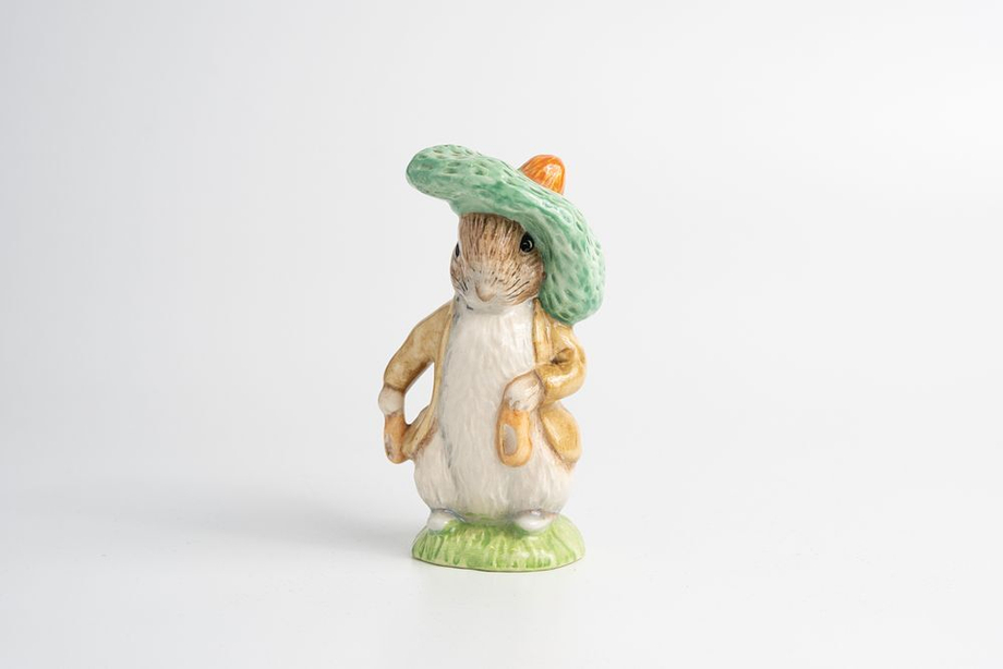 Статуэтка «Кролик Бенджамин»