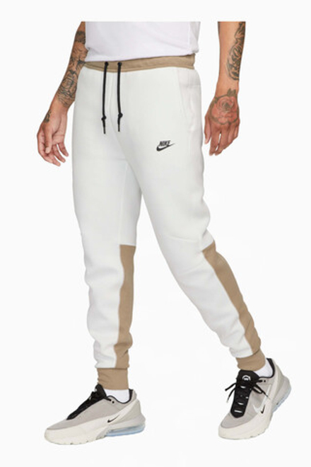 Штаны Nike Sportswear Tech Fleece