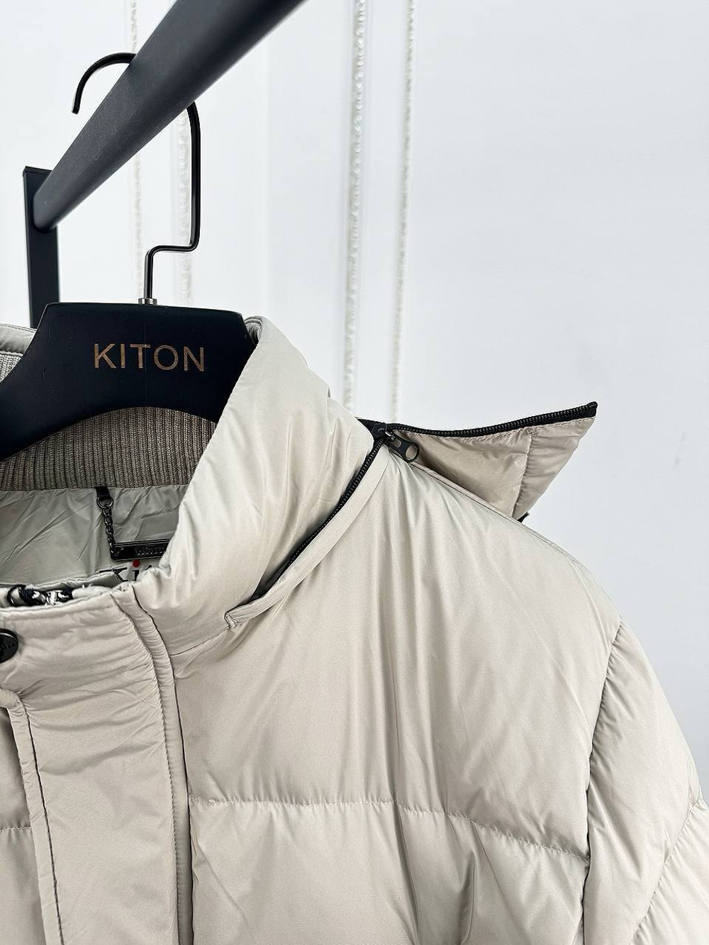 Пуховик Kiton