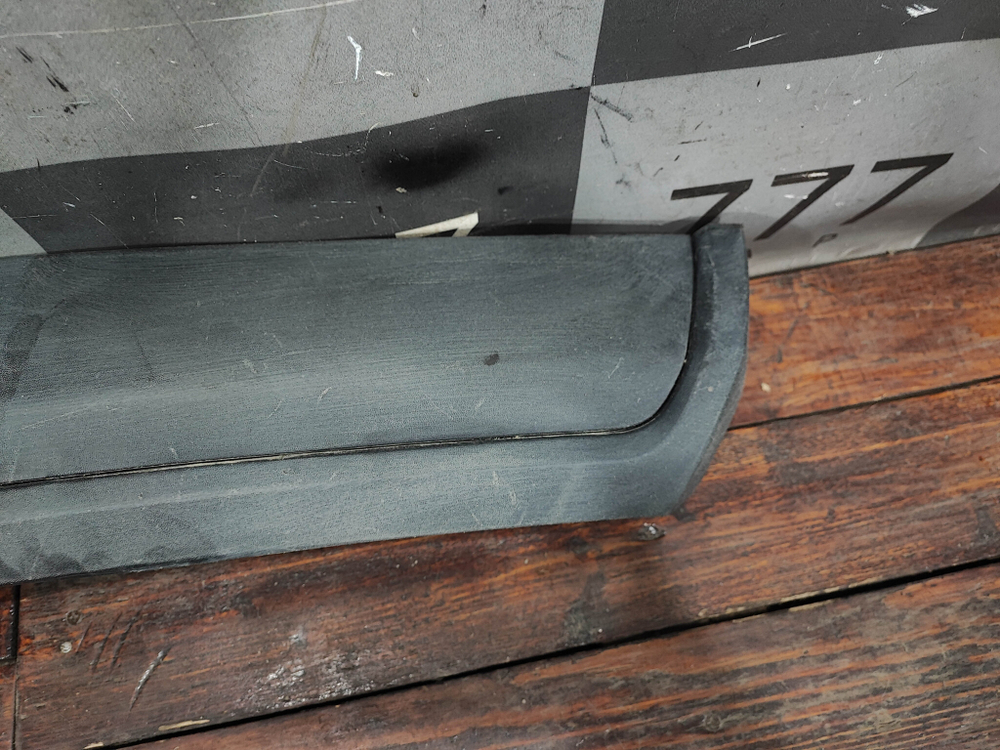 Накладка двери задней правой Tank 300 21-нв Б/У Оригинал 5006104XKM01A