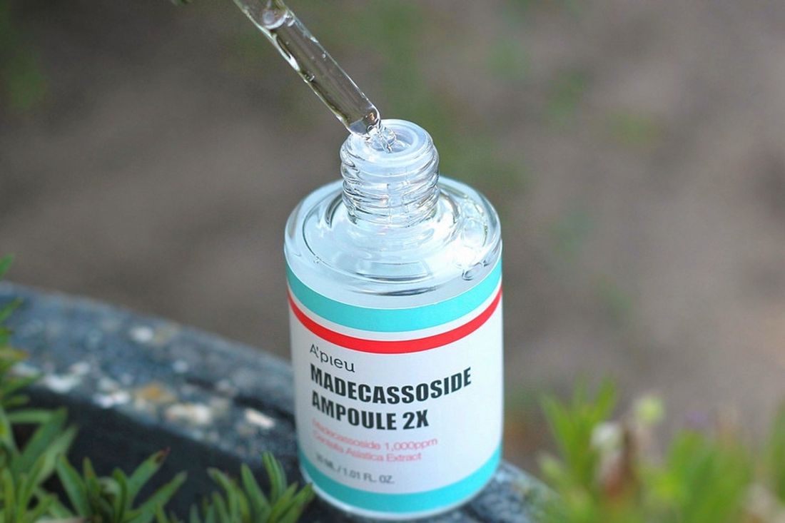 Успокаивающая сыворотка Madecassoside ampoule 2x , 30мл