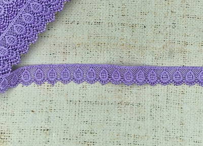 Кружево плетеное, ш. 2-2,2 см