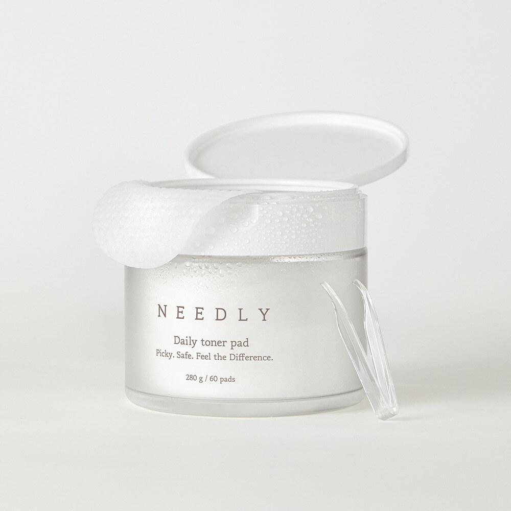 УВЛАЖНЯЮЩИЕ И ОТШЕЛУШИВАЮЩИЕ ДИСКИ ДЛЯ СУЖЕНИЯ ПОР NEEDLY daily toner pad,60шт