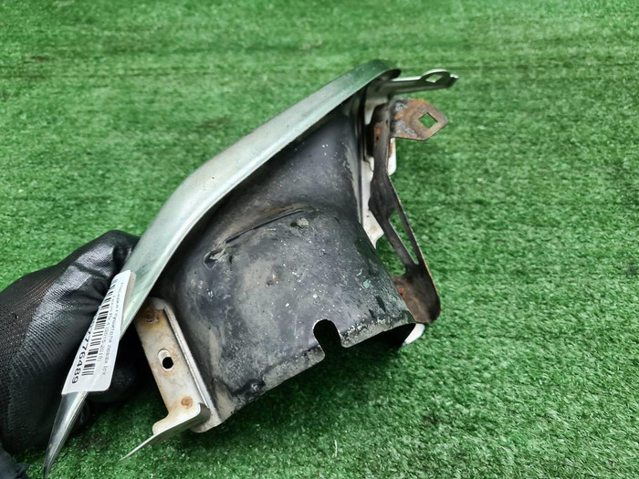 Насадка глушителя левая Lexus RX 4 (2015-2019)