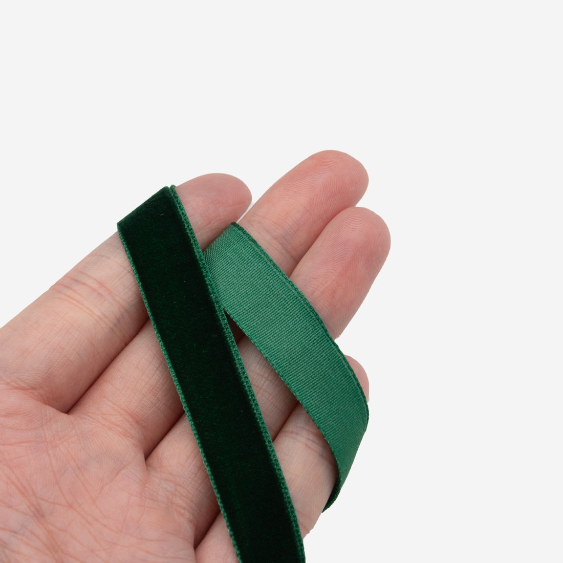 Лента бархатная, 12мм, оттенок "Изумрудный"