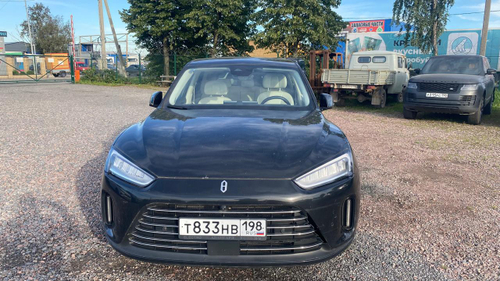 AITO M5 PHEV 1.5 4WD Extended Range Ultimate Version