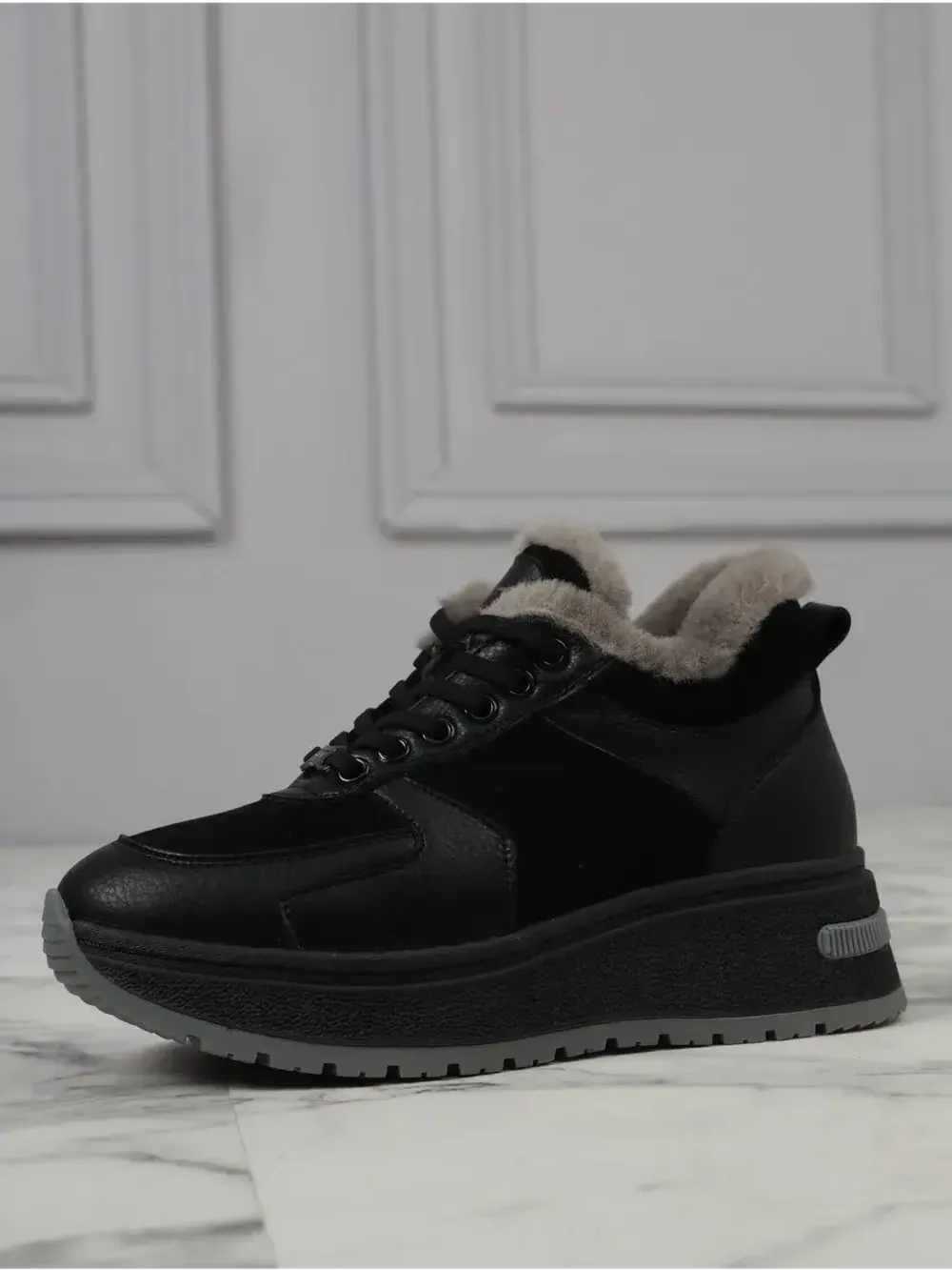 Кроссовки зимние