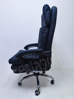 Кресло руководителя с подножкой. Цвет черный