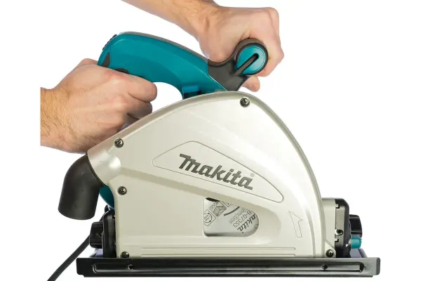 Пила погружная дисковая Makita SP6000