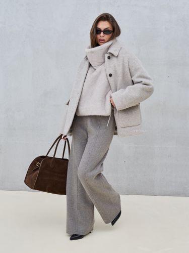 Короткая шерстяная куртка-пальто в цвете капучино