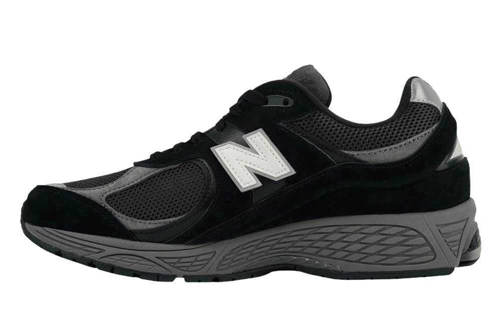 New Balance 2002R "Black/Dark Grey/White"