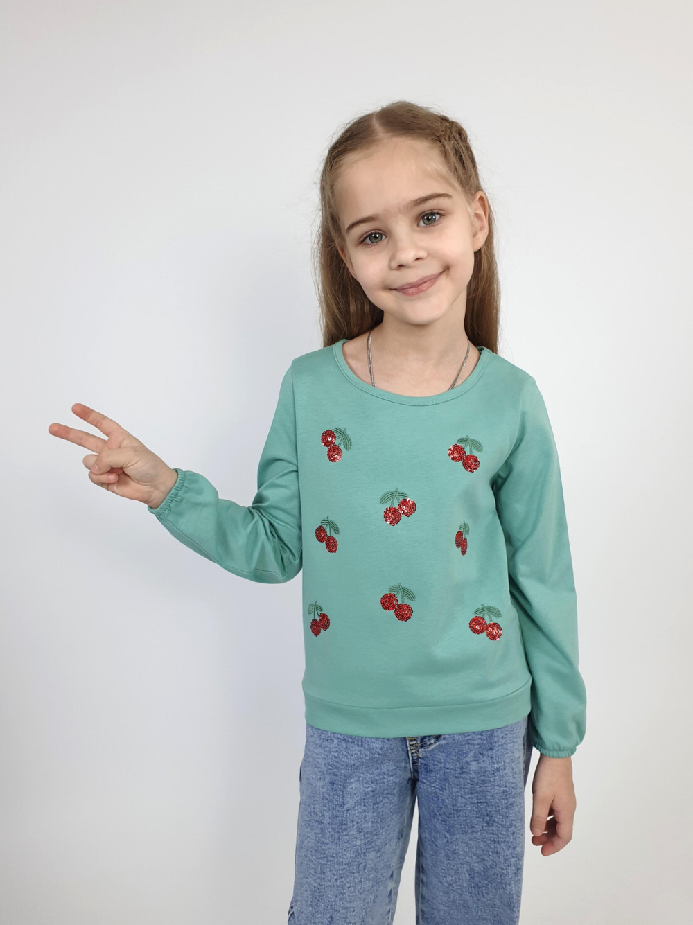 16-156-3 Джемпер для девочки