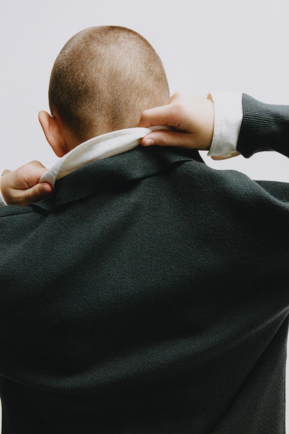 ZARA БАЗОВОЕ ТРИКОТАЖНОЕ ПОЛО, ЗЕЛЕНЫЙ/СЕРЫЙ