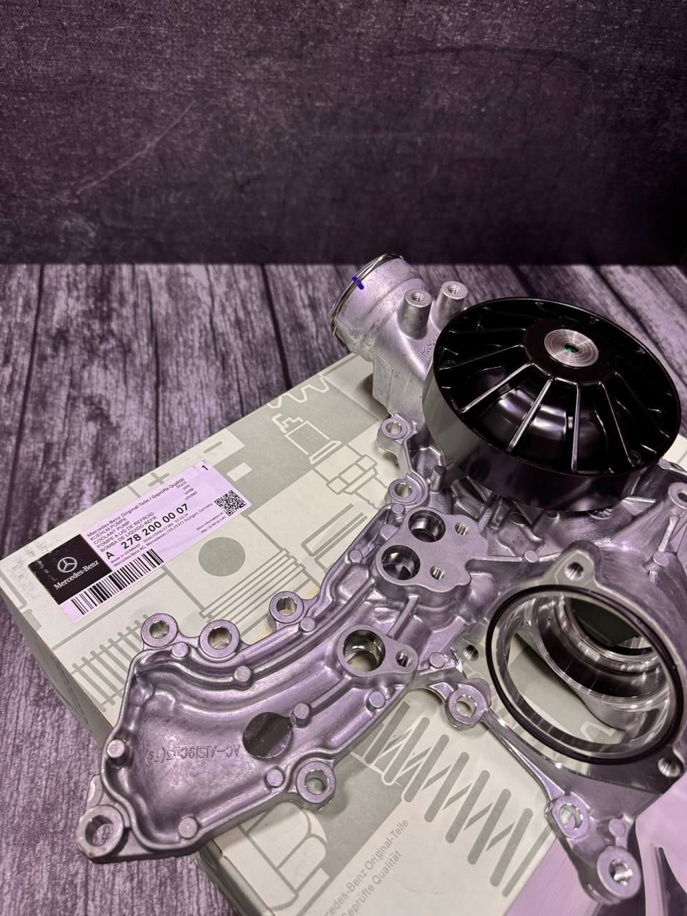 Насос водяной Mercedes-Benz A2782000007
