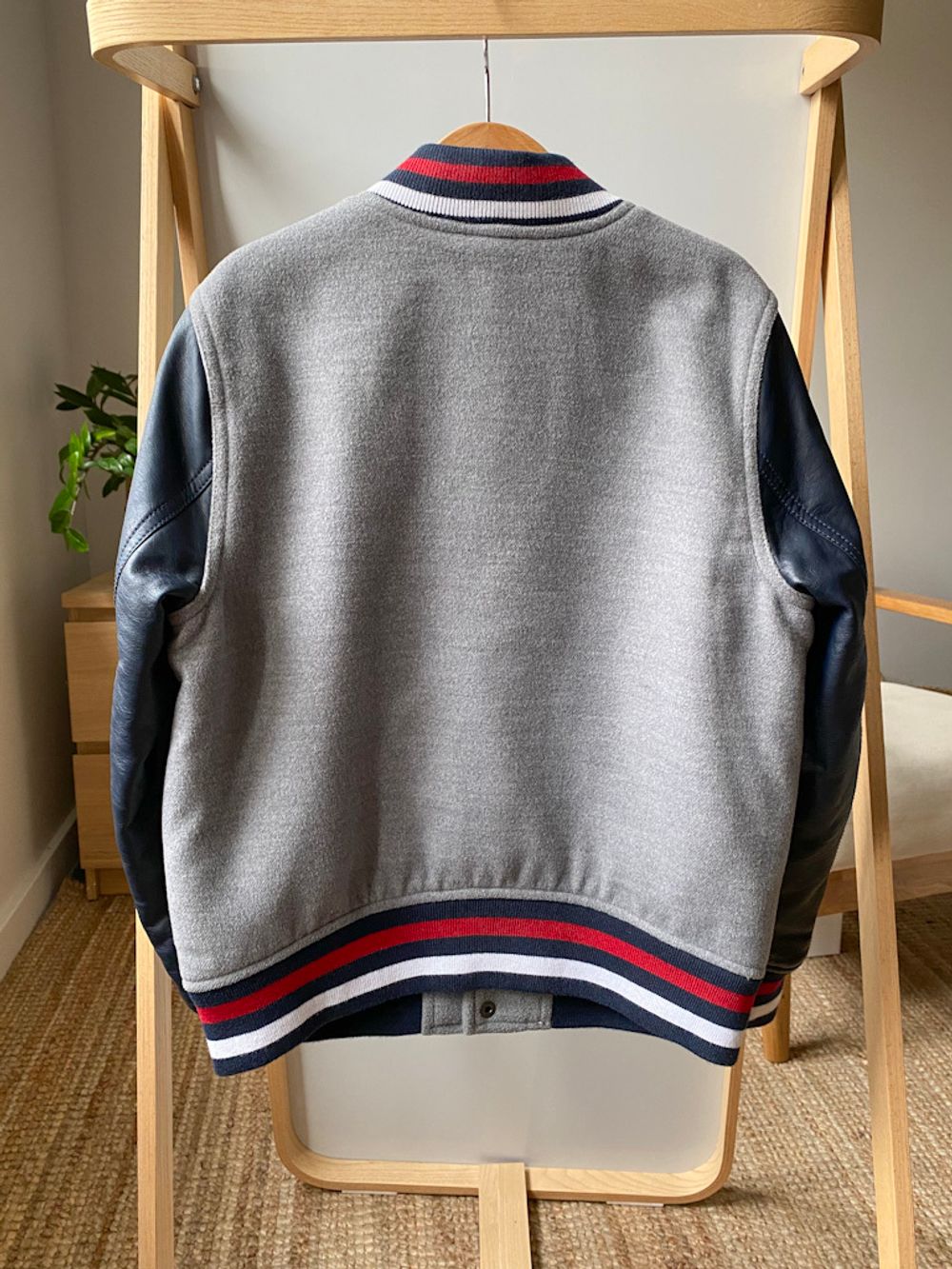 Бомбер Abercrombie, 128